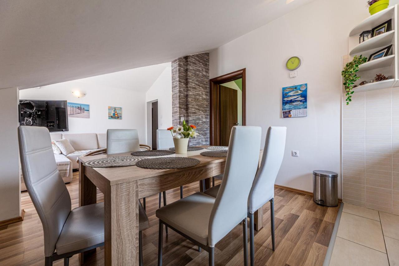 Apartments Creska باشْكا المظهر الخارجي الصورة